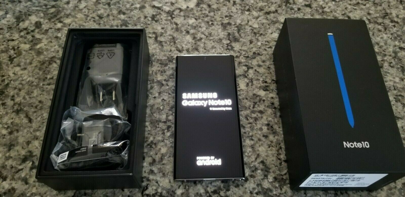 Deals | Samsung Galaxy Note 10 | $799 - $300 Off!